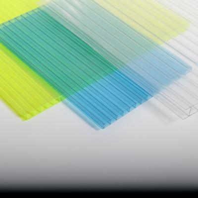 Polycarbonate hollow sheet